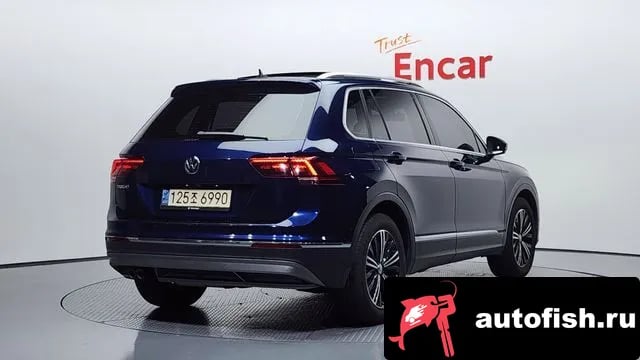 Volkswagen Tiguan Tiguan second Generation 2020 года - вид 2