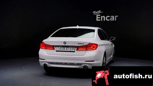 BMW 5-Series 5 Series (G30) 2019 года - вид 4