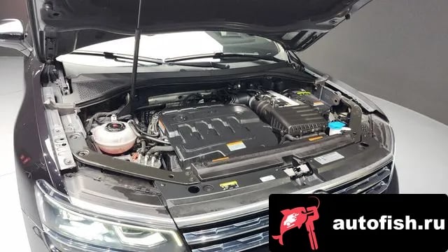 Volkswagen Tiguan Tiguan second Generation 2018 года - вид 6