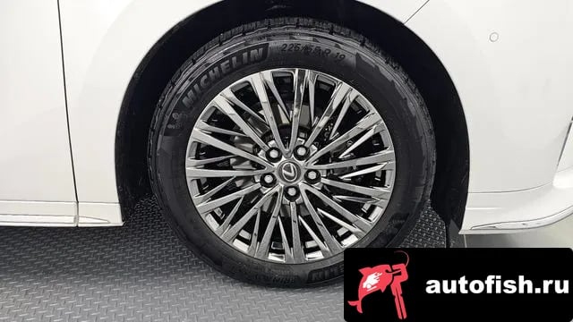 Lexus LM LM Second Generation 2024 года - вид 5