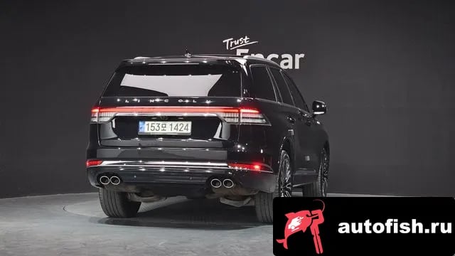 Lincoln Aviator Aviator 2nd generation 2021 года - вид 4