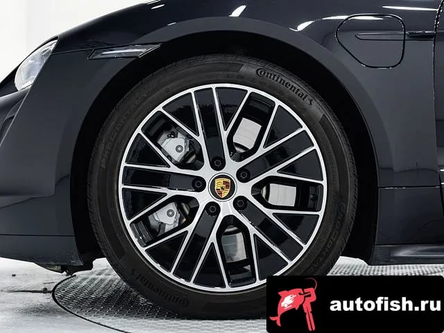 Porsche Taycan Taikan 2023 года - вид 5