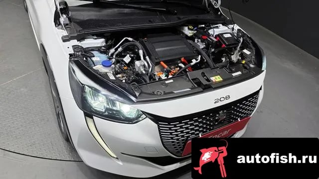 Peugeot 208 e-208 second Generation 2022 года - вид 6