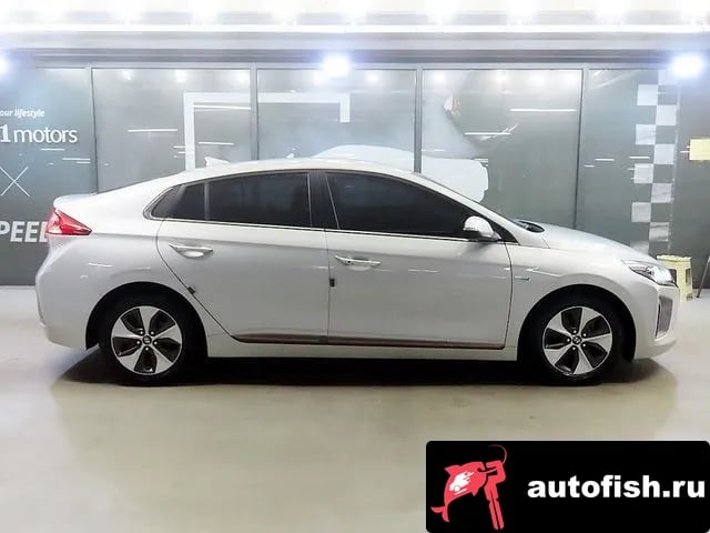 Hyundai Ioniq Ionic Electric 2018 года - вид 3