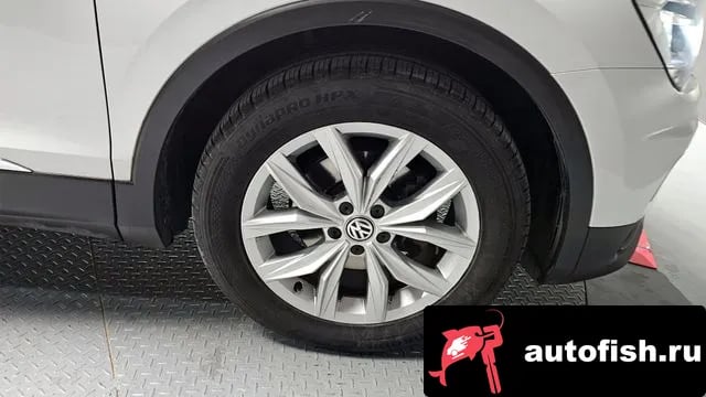 Volkswagen Tiguan Tiguan second Generation 2018 года - вид 5