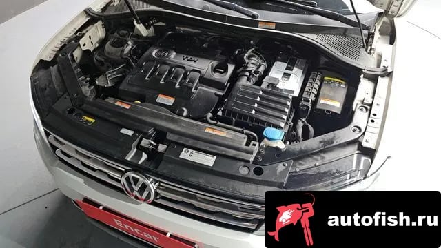 Volkswagen Tiguan Tiguan second Generation 2018 года - вид 6