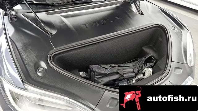 Tesla Model S Model S 2020 года - вид 6