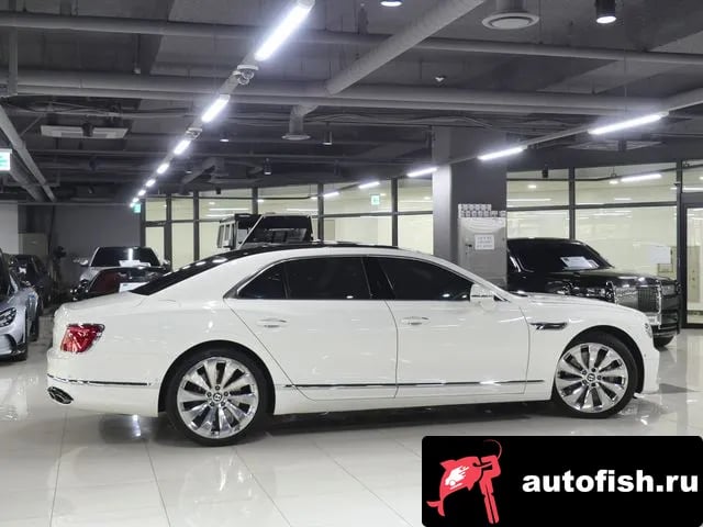 Bentley Flying Spur Flying Spur 3rd Generation 2021 года - вид 2