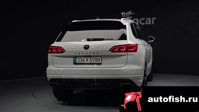 Volkswagen Touareg Tuareg 3rd generation 2020 года - вид 4