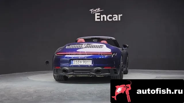 Porsche 911 911 (992) 2023 года - вид 4