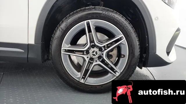 Mercedes-Benz GLA-Class GLA - Class H247 2022 года - вид 5