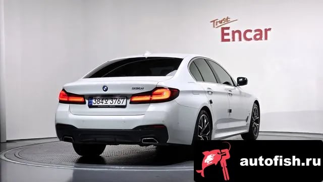 BMW 5-Series 5 Series (G30) 2023 года - вид 2