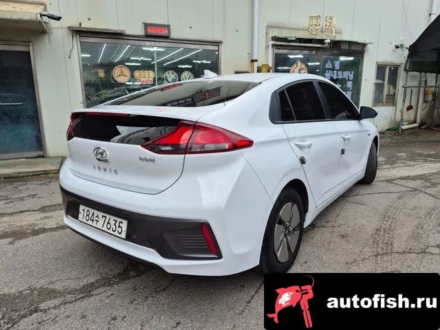 Hyundai Ioniq The New Ionic Hybrid 2020 года - вид 6