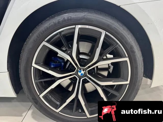 BMW 5-Series 5 Series (G30) 2022 года - вид 5