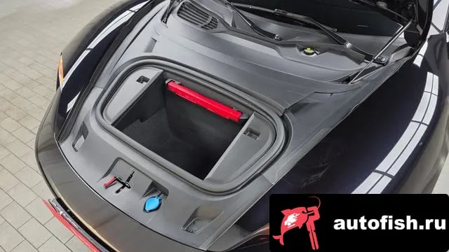 Porsche Taycan Taikan 2021 года - вид 6