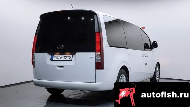 Hyundai Staria Staria 2022 года - вид 2