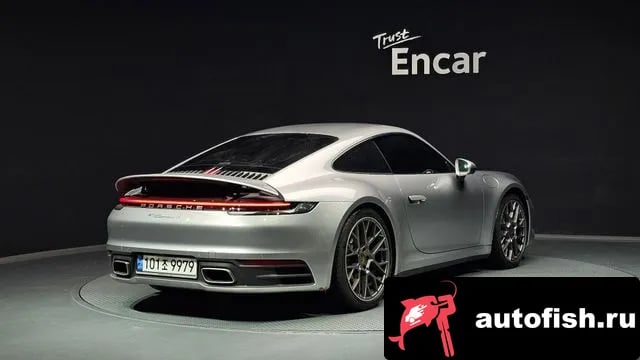 Porsche 911 911 (992) 2020 года - вид 2