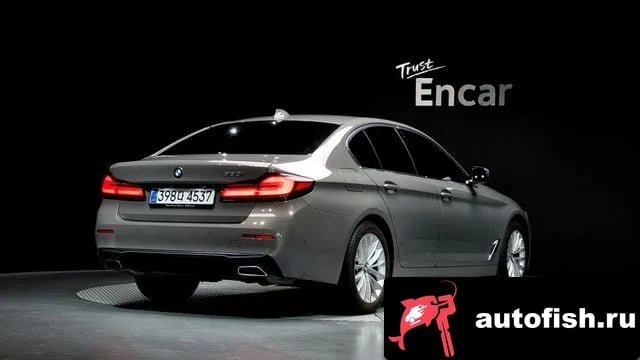 BMW 5-Series 5 Series (G30) 2022 года - вид 2