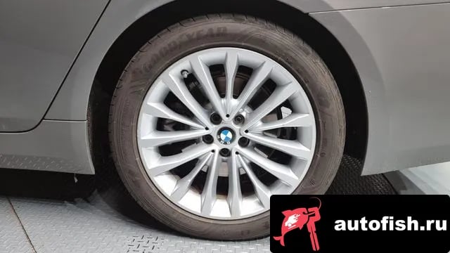 BMW 5-Series 5 Series (G30) 2022 года - вид 5