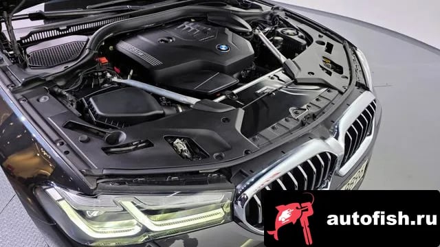 BMW 5-Series 5 Series (G30) 2021 года - вид 6