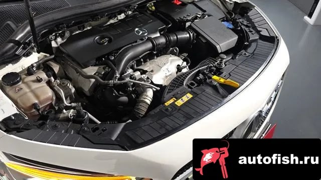 Mercedes-Benz GLA-Class GLA - Class H247 2021 года - вид 5