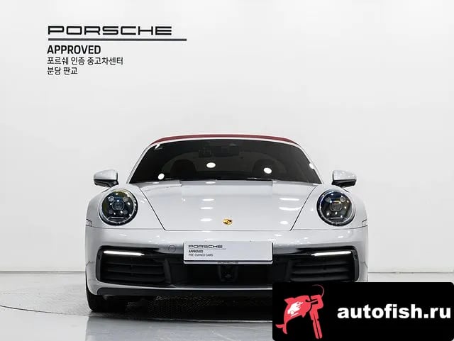 Porsche 911 911 (992) 2021 года - вид 3