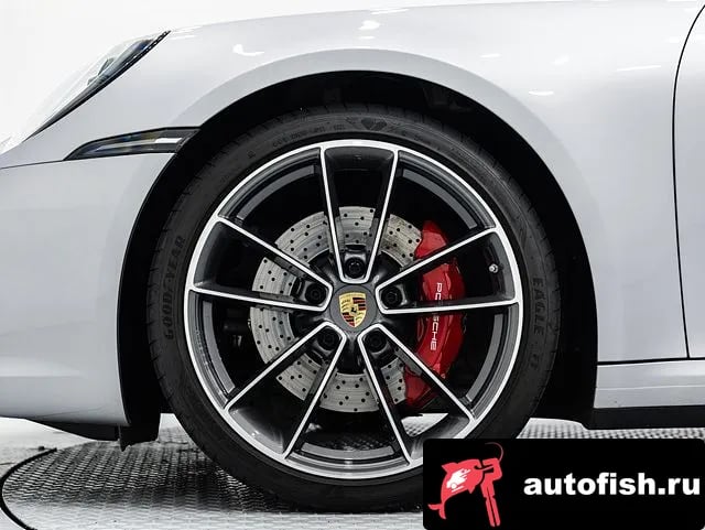 Porsche 911 911 (992) 2021 года - вид 5