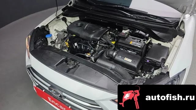 Hyundai AVANTE Avante AD 2017 года - вид 6