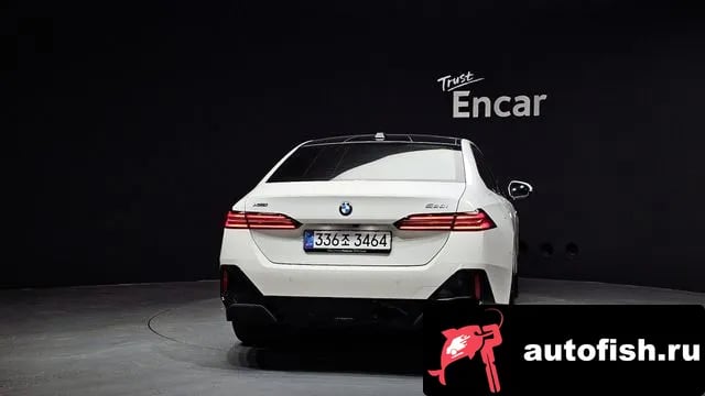 BMW 5-Series 5 Series (G60) 2025 года - вид 4