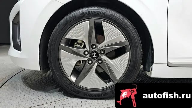 Hyundai Ioniq The New Ionic Hybrid 2020 года - вид 5