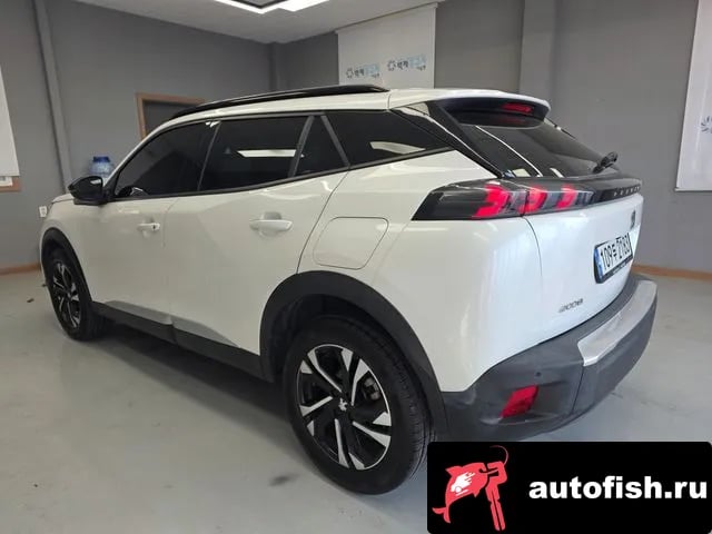 Peugeot 2008 2008 Second generation 2022 года - вид 2