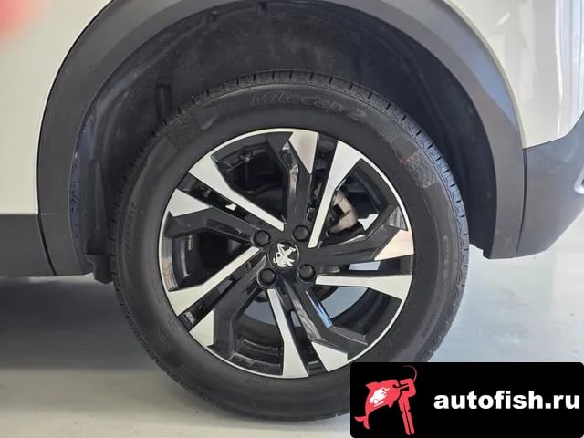 Peugeot 2008 2008 Second generation 2022 года - вид 5