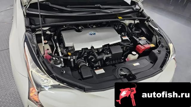 Toyota Prius Prius 4th Generation 2018 года - вид 6