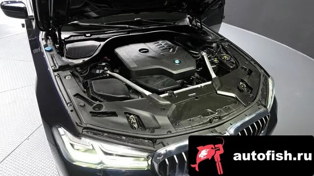 BMW 5-Series 5 Series (G30) 2021 года - вид 6