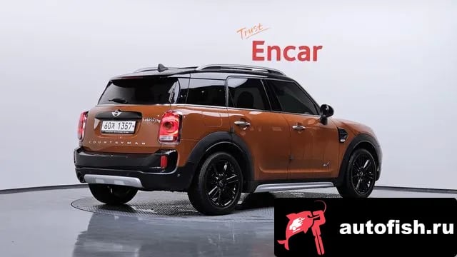 Mini Countryman Cooper D Country Man 2018 года - вид 3