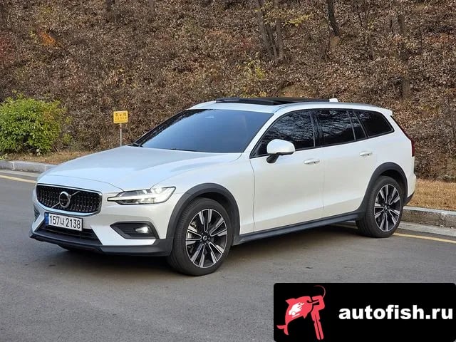 Volvo V60 V60 Cross-country 2nd Generation 2022 года - вид 3