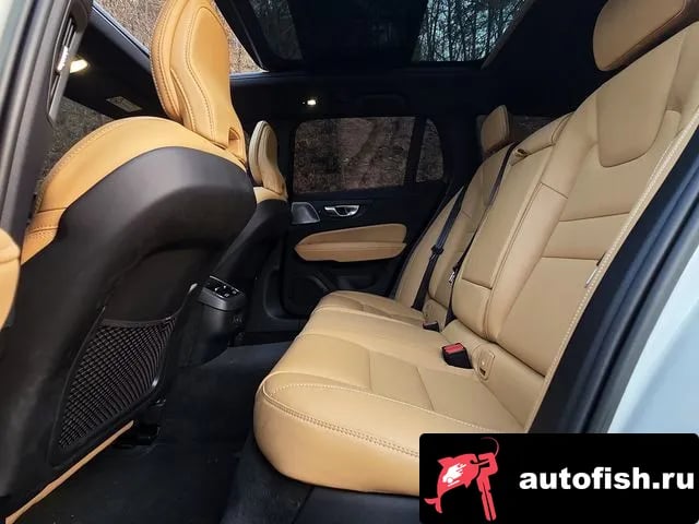 Volvo V60 V60 Cross-country 2nd Generation 2022 года - похожие автомобили