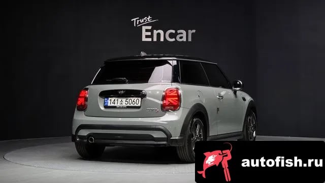 Mini Cooper Cooper 2022 года - вид 2