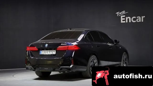 BMW 5-Series 5 Series (G60) 2024 года - вид 2