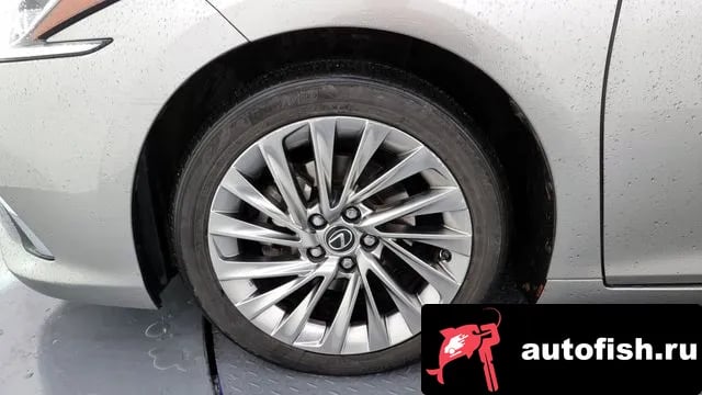 Lexus ES ES300h 7th generation 2018 года - вид 5