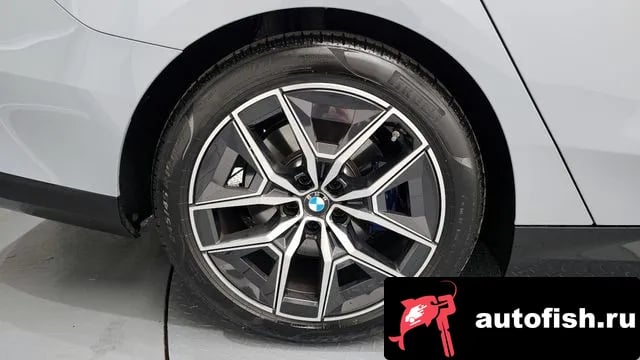 BMW 5-Series 5 Series (G60) 2025 года - вид 5