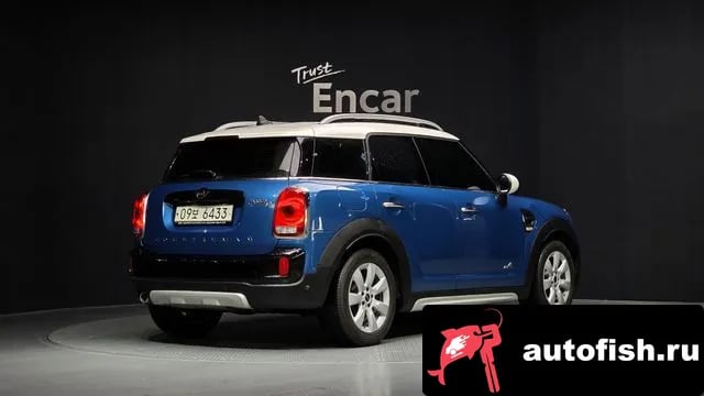 Mini Countryman Cooper D Country Man 2019 года - вид 2