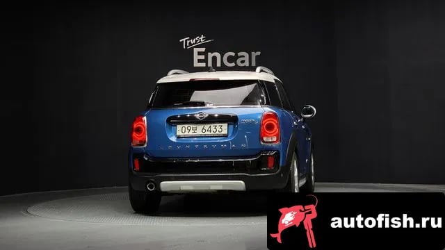 Mini Countryman Cooper D Country Man 2019 года - вид 4