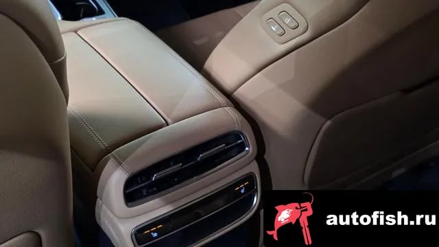 Genesis GV80 GV80 2020 года - похожие автомобили
