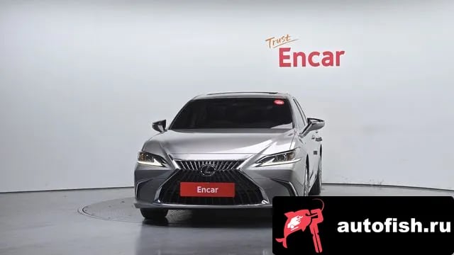 Lexus ES ES300h 7th generation 2023 года - вид 3