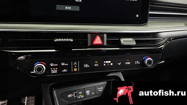 Kia K5 The New K5 3rd generation 2025 года - похожие автомобили