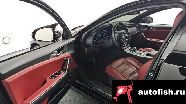 Kia Stinger Stinger 2020 года - похожие автомобили