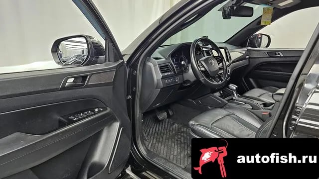 KG Mobility (Ssangyong) Rexton The New Rexton Sports Cannes 2021 года - похожие автомобили