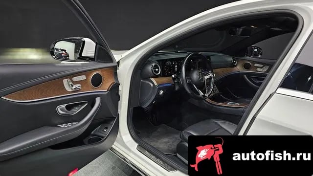 Mercedes-Benz E-Class E-Class W213 2020 года - похожие автомобили