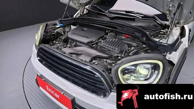 Mini Countryman Cooper Country Man 2020 года - вид 6